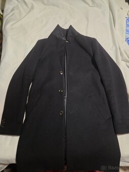 Predávam krásny kabát modrý Gino Rossi. Číslo S - 3