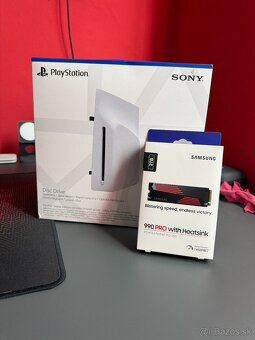 PlayStation 5 PRO + Disc Drive + 2x DualSense - 3