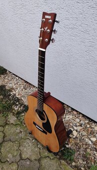 Gitara Yamaha - 3