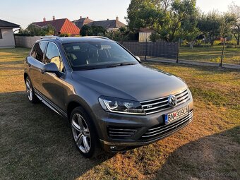 Volkswagen Touareg  193kw R-line - 3