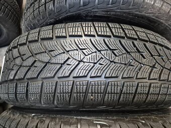 215/65 r17 zimné 4 ks GOODYEAR dezén 8,3 - 7,1 mm - 3