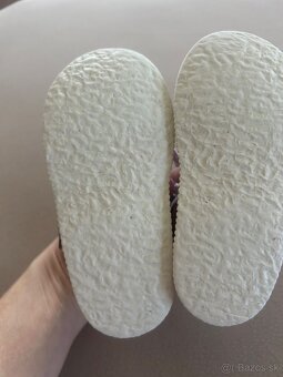 Papucky Rak vel.22 - 3