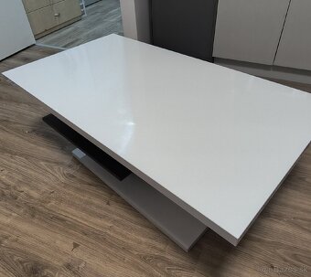 Konferenčný stolík - 3