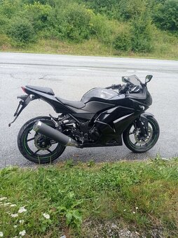 Predám kawasaki ninja 250r r.v2012 - 3