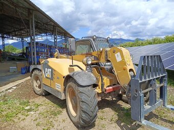 Caterpillar TH406 - 3