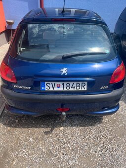 Peugeot 206 1.4 benzín manuál 55 kw - 3