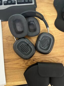 AirPods max - 3