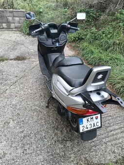 Burgman 150 - 3