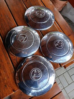 Predam chromove puklice skoda octavia - 3