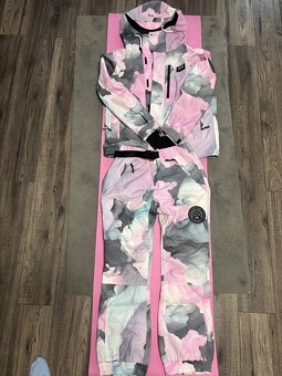 Krásny zimný set Dope veľkosť M - 3