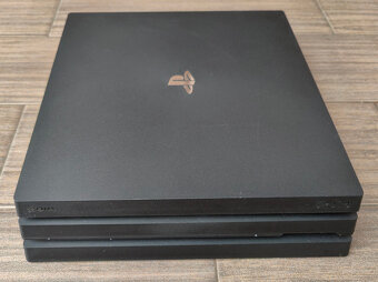 Sony PlayStation 4 Pro 2TB SSHD - 3
