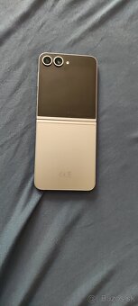 Samsung Galaxy z Flip 6 512gb dual sim mesačný - 3