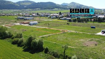 ROVINATÝ STAVEBNÝ POZEMOK V SUPER LOKALITE, 696m2, ŽILINA - - 3