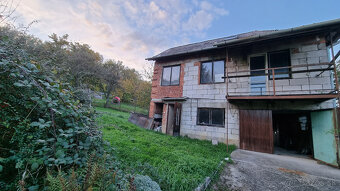 ROZOSTAVANÝ DOMČEK a POZEMOK 612m2 RUDNÍK KOPANICE - MYJAVA - 3