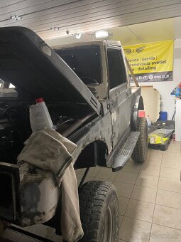 Suzuki samurai - 3
