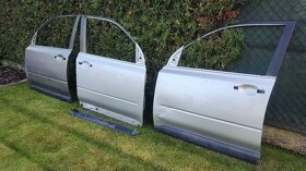 Nissan X-Trail II 2 T31 2007 - 2014 - predne dvere - 3