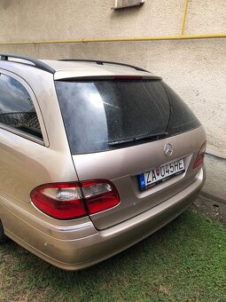 Mercedes benz - 3