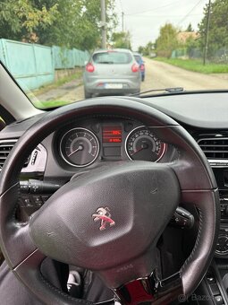 Peugeot 301 1.2 benzín, 53 kW, r. 2015, 121 000 km - 3