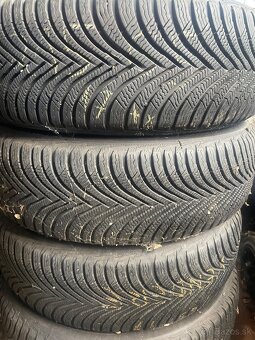 215 65 17 zimne Michelin - 3