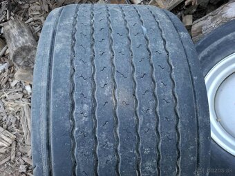 Predam pneumatiky 445/45 R19,5 - 3