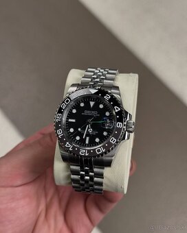 Hodinky Seiko mod gmt bruce wayne - 3