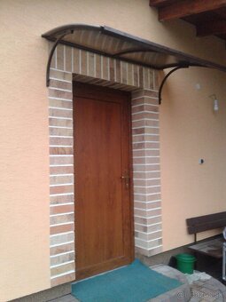 Hliníkový prístrešok nad dvere - 3