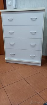 Komoda - 3