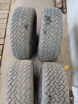 Pneumatiky 235/65 r17 celoročné AT - 3