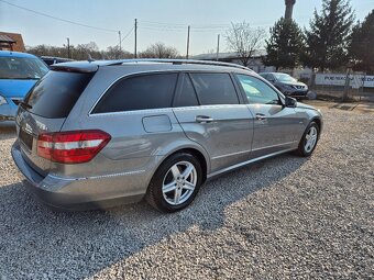 Mercedes E 220 - 3