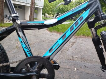 MODRÝ BICYKEL CTM, VEĽKOSŤ 20 - 3