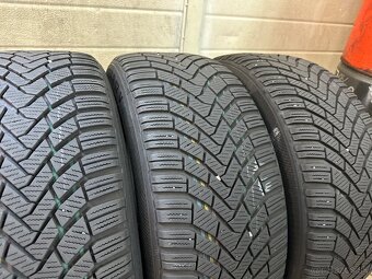 225/50R17 zimne - 3