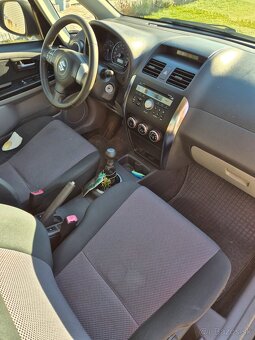 Suzuki sx4 1.5 73kw 2007 - 3