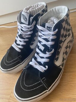 Vans Sk8-Hi na vysokej platforme - 3