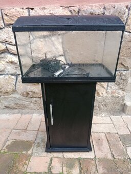 Predám akvárium Juwel - 3