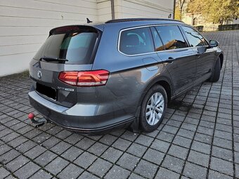 Volkswagen Passat Variant 2.0 TDI DSG ACC Ťažné DVD Kamera - 3