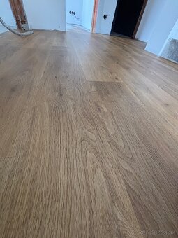 Pokládka a lepenie vinylových podláh - 3