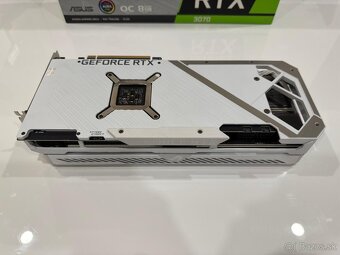 ASUS ROG STRIX RTX 3070 White edition - 3