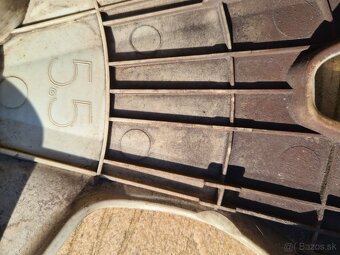 Puklice Hyundai 14 - 3