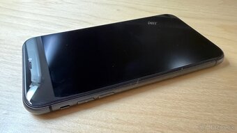 Predám Iphone 11 128GB black - 3