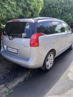 Peugeot 5008 - 3