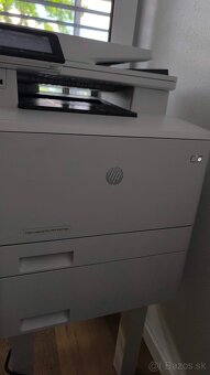 HP Color LaserJet Pro M477fdn + zasobnik na papier + tonery - 3