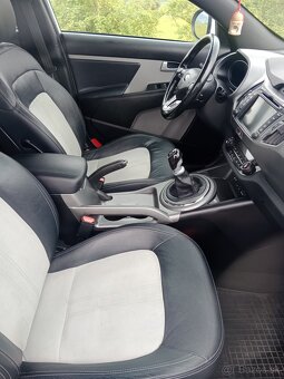 KIA SPORTAGE DIESEL - 3