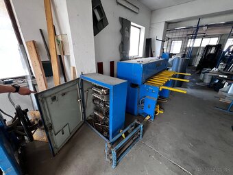 Tabuľové elektrické nožnice na delenie plechu. - 3