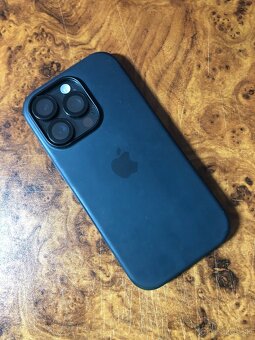 Predám iPhone 16 pro, 128gb, Black Titanium - 3