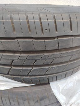 Pneu Hankook 255/55R18 - 3