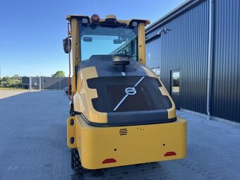 Volvo SD75 valec - 3