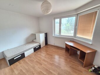 3-izbový byt s balkónom / 75 m2 / - Kysucké Nové Mesto - 3