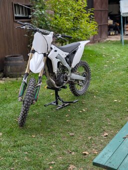 Kawasaki kxf250 - 3