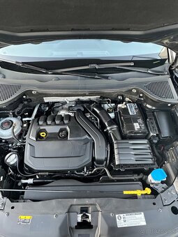 Škoda Karoq 1.5 TSI 110kw Sportline Manuál-6,M.2020,CarPlay - 3