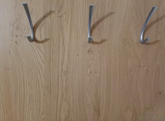 Vešiaková stena - 3